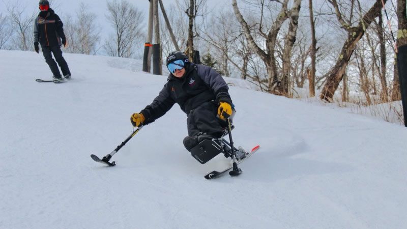 Adaptive sports skiing